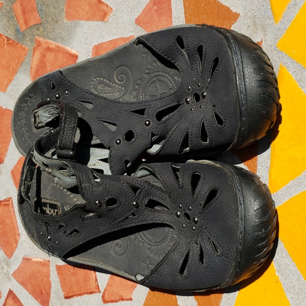 Jambu Adventure Design Sandal
